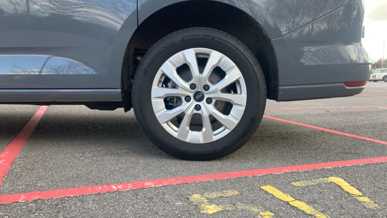 Ford Transit Connect 250 L2 Petrol 1.5 EcoBoost PHEV 150 Limited Van Auto